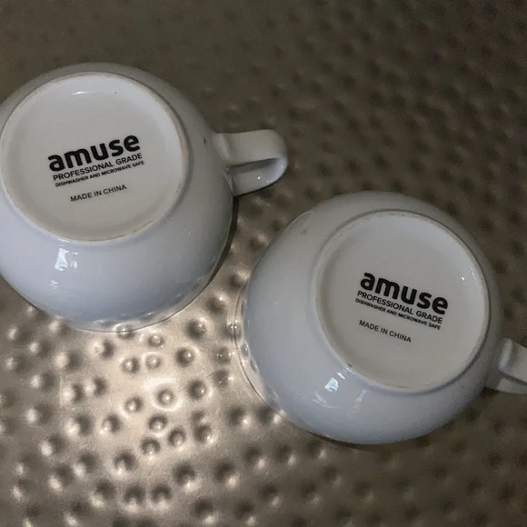 White set of 2 amuse professional grade coffee mugs - Picture 4 of 4